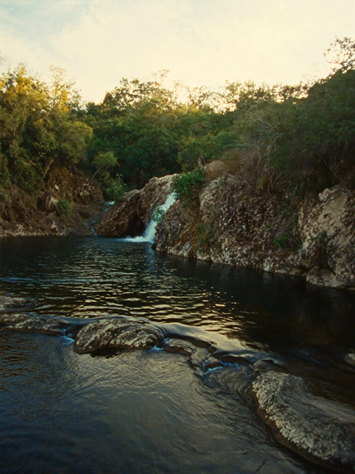 Cachoeira no cerrado de Abadiânia, Goiás